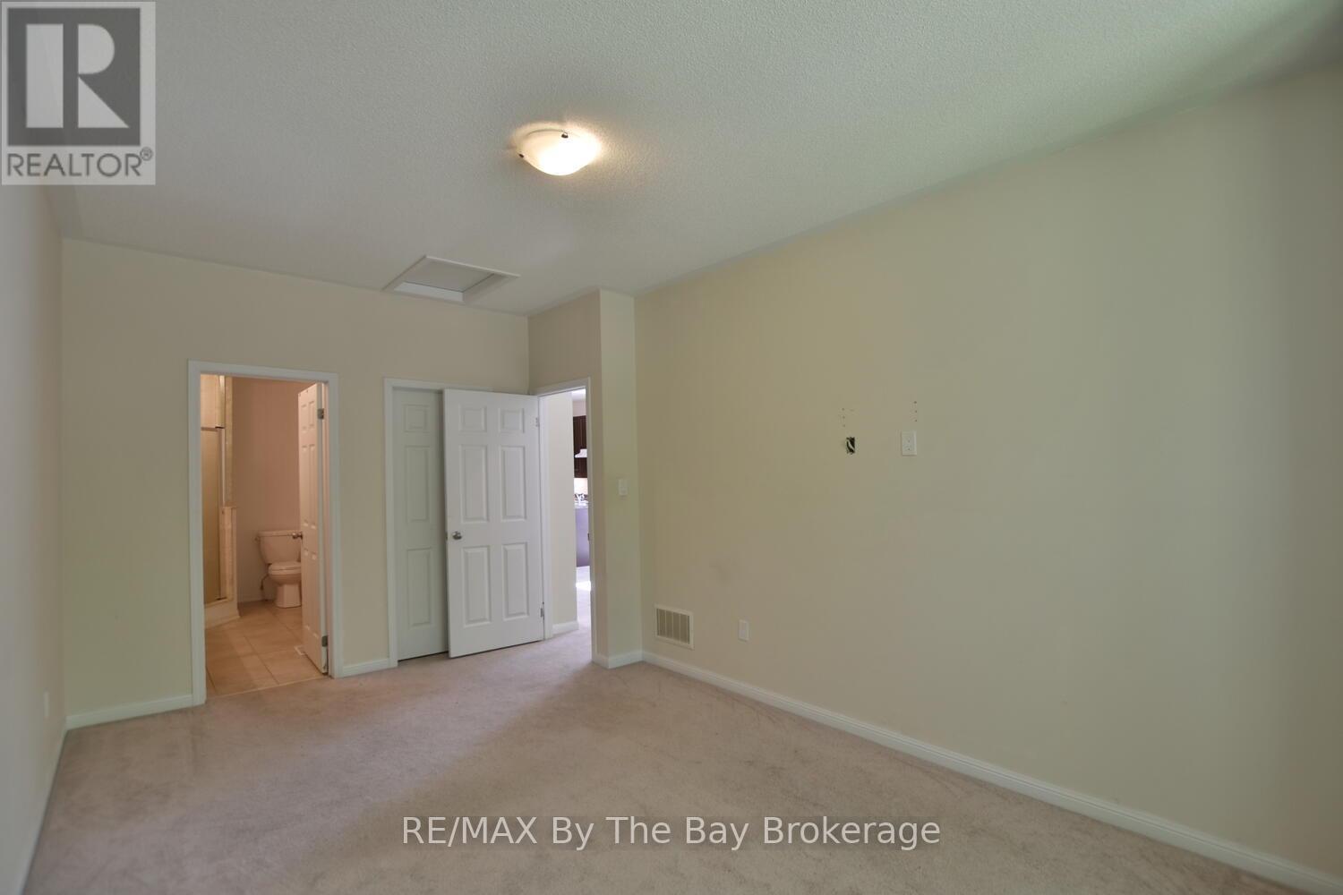 13 Berkshire Avenue, Wasaga Beach, Ontario  L9Z 0G3 - Photo 29 - S12161372