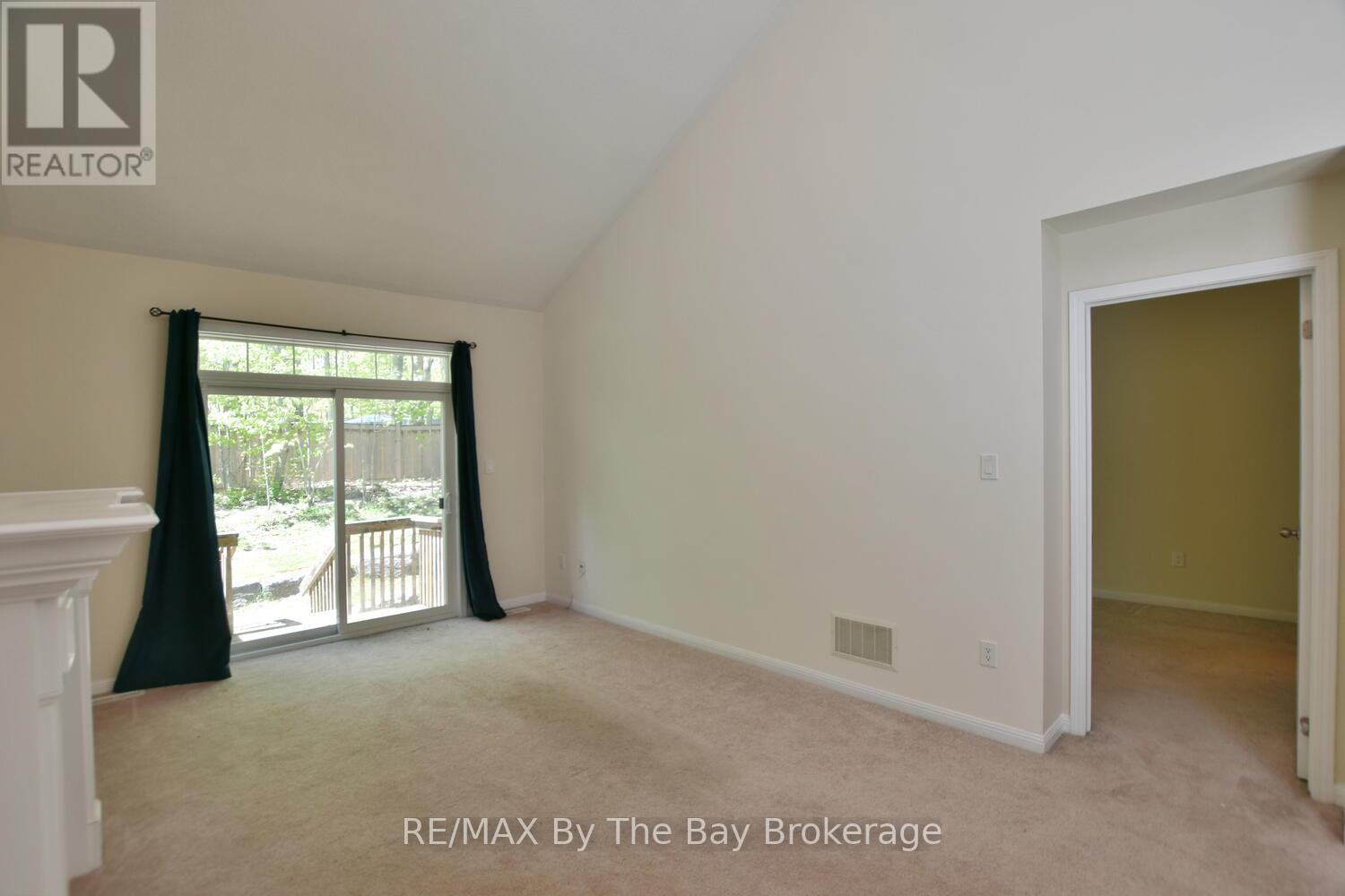 13 Berkshire Avenue, Wasaga Beach, Ontario  L9Z 0G3 - Photo 23 - S12161372