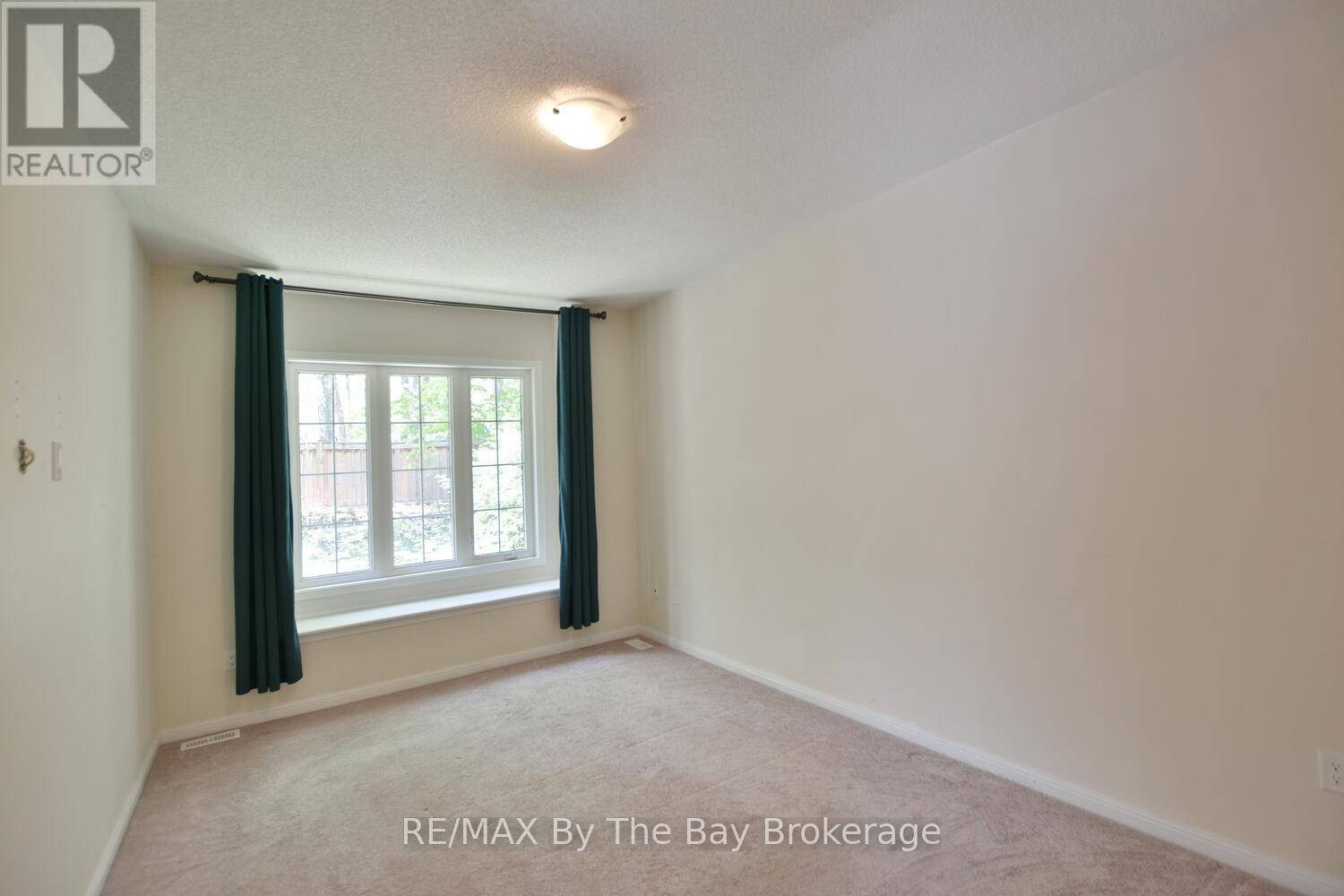 13 Berkshire Avenue, Wasaga Beach, Ontario  L9Z 0G3 - Photo 26 - S12161372