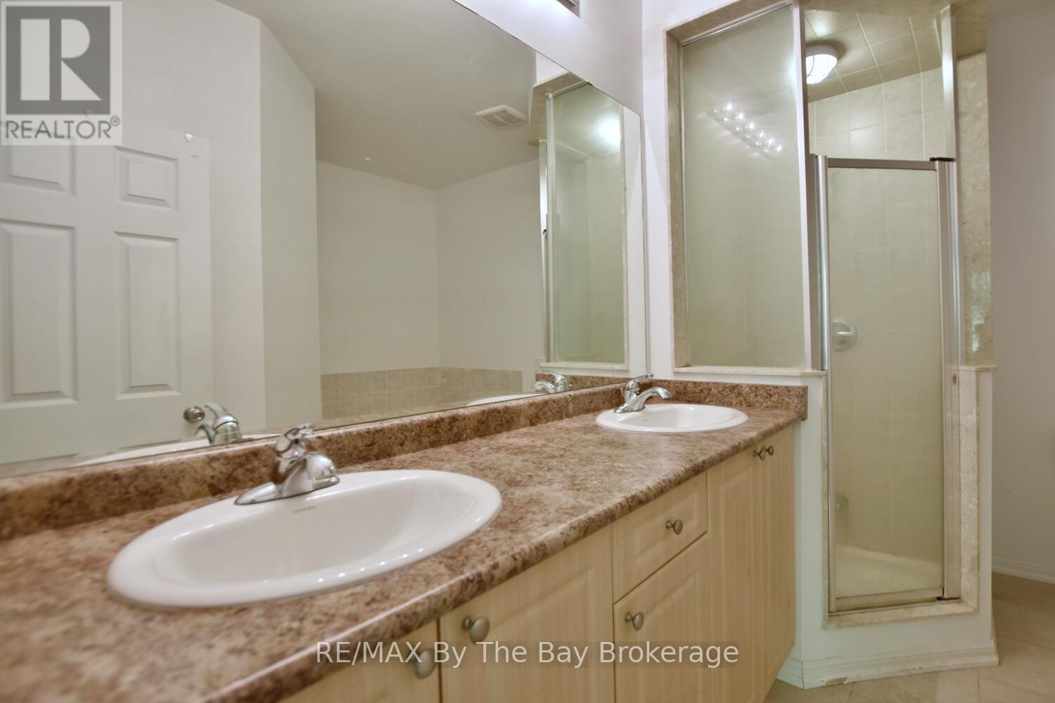 13 Berkshire Avenue, Wasaga Beach, Ontario  L9Z 0G3 - Photo 30 - S12161372