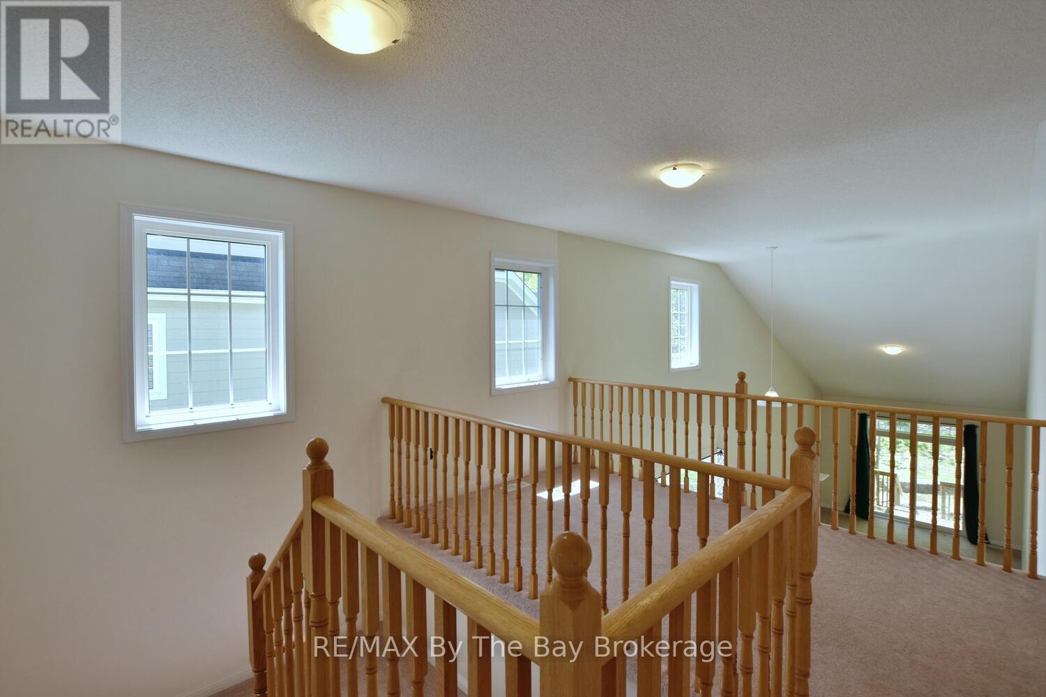 13 Berkshire Avenue, Wasaga Beach, Ontario  L9Z 0G3 - Photo 34 - S12161372