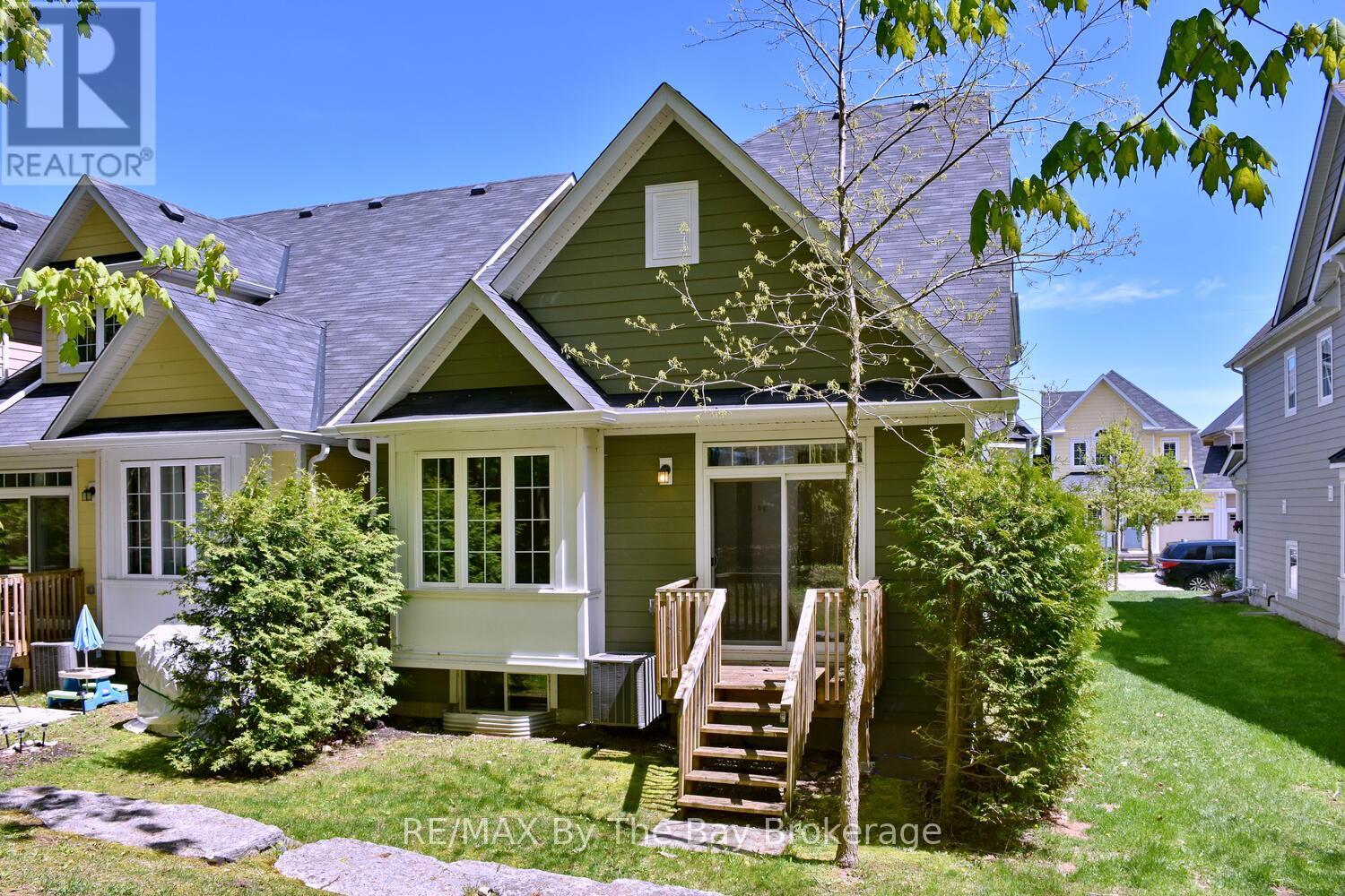 13 Berkshire Avenue, Wasaga Beach, Ontario  L9Z 0G3 - Photo 5 - S12161372