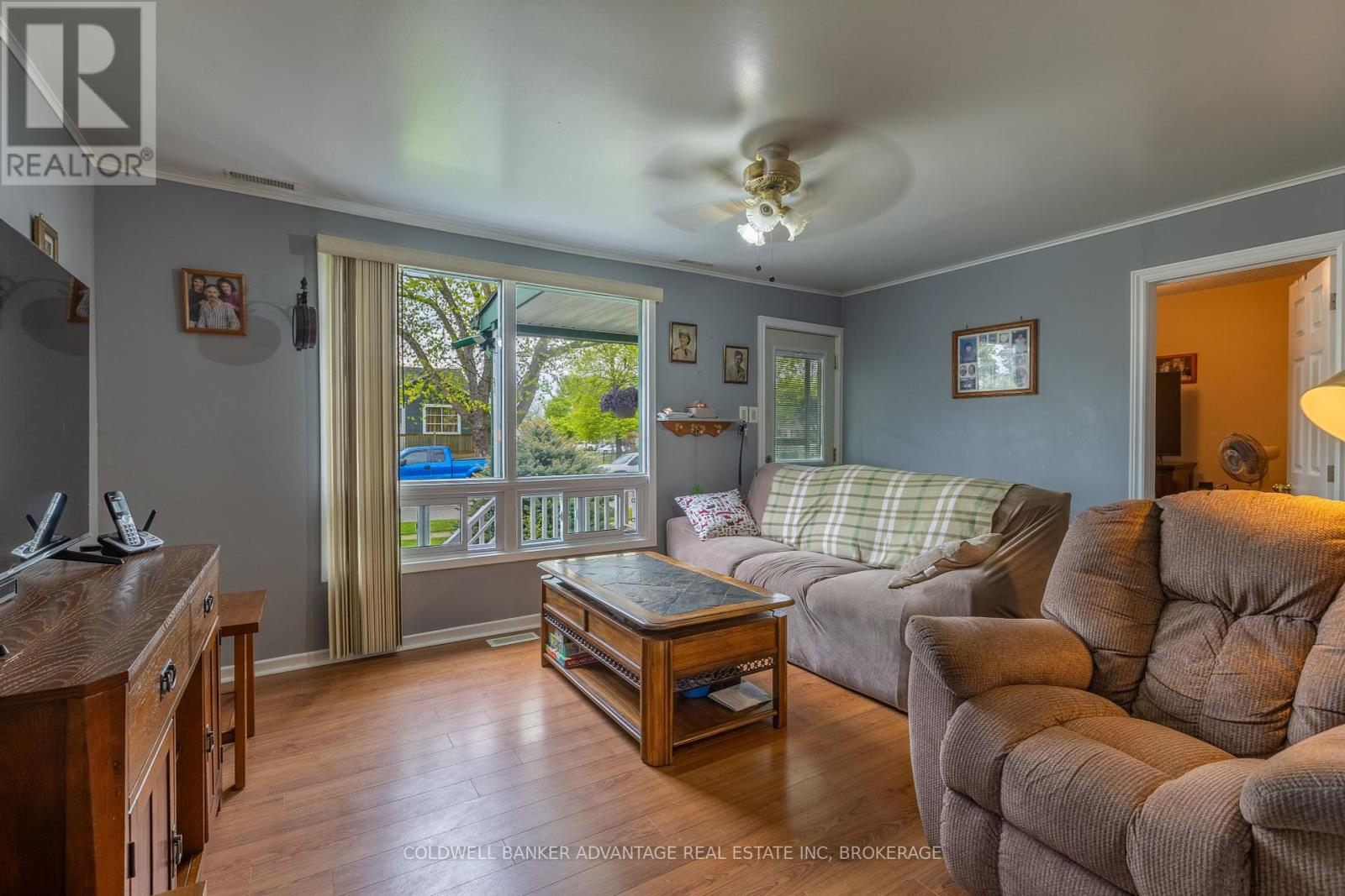 110 Roosevelt Avenue, Welland, Ontario  L3B 2G4 - Photo 6 - X12161524