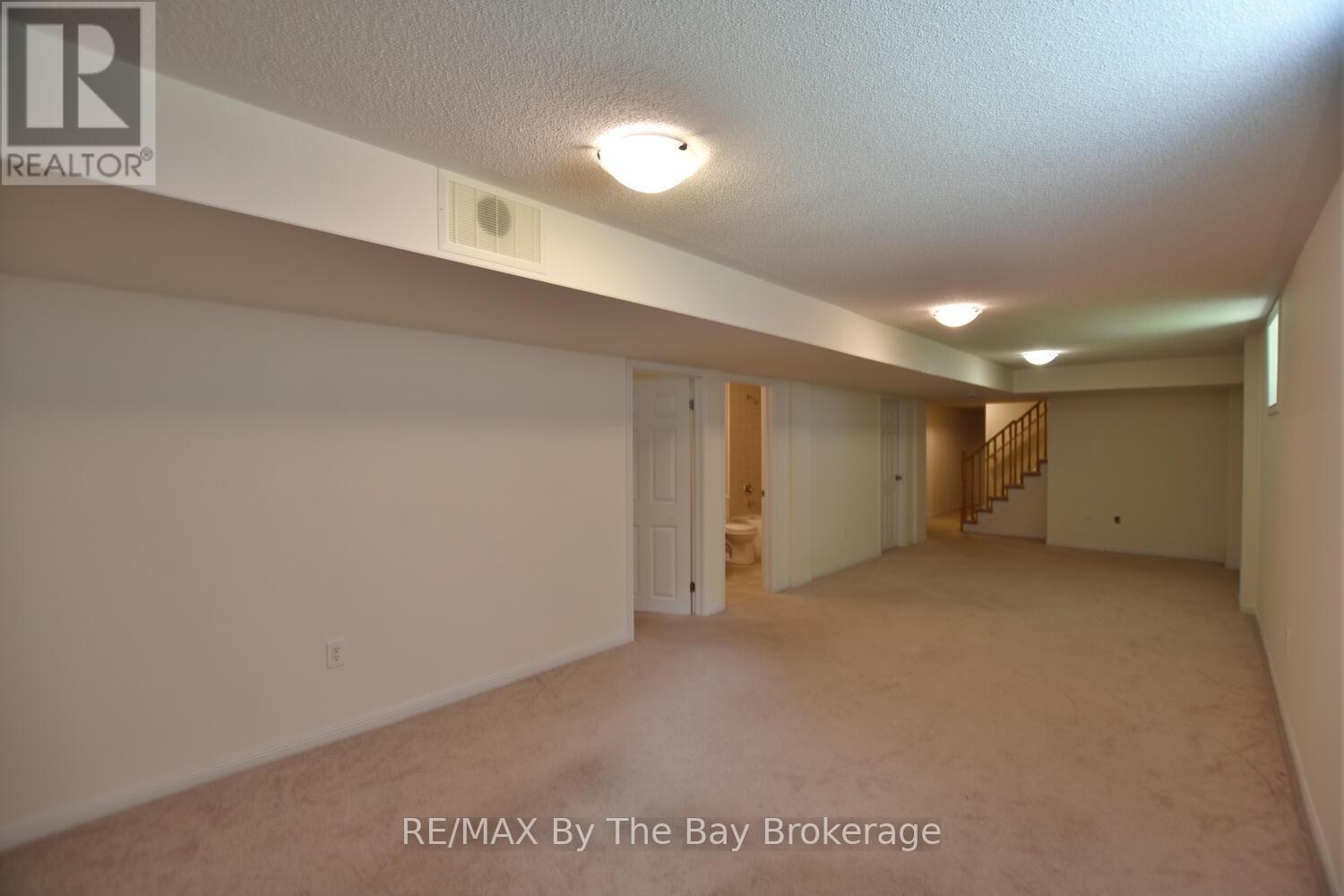 13 Berkshire Avenue, Wasaga Beach, Ontario  L9Z 0G3 - Photo 44 - S12161372