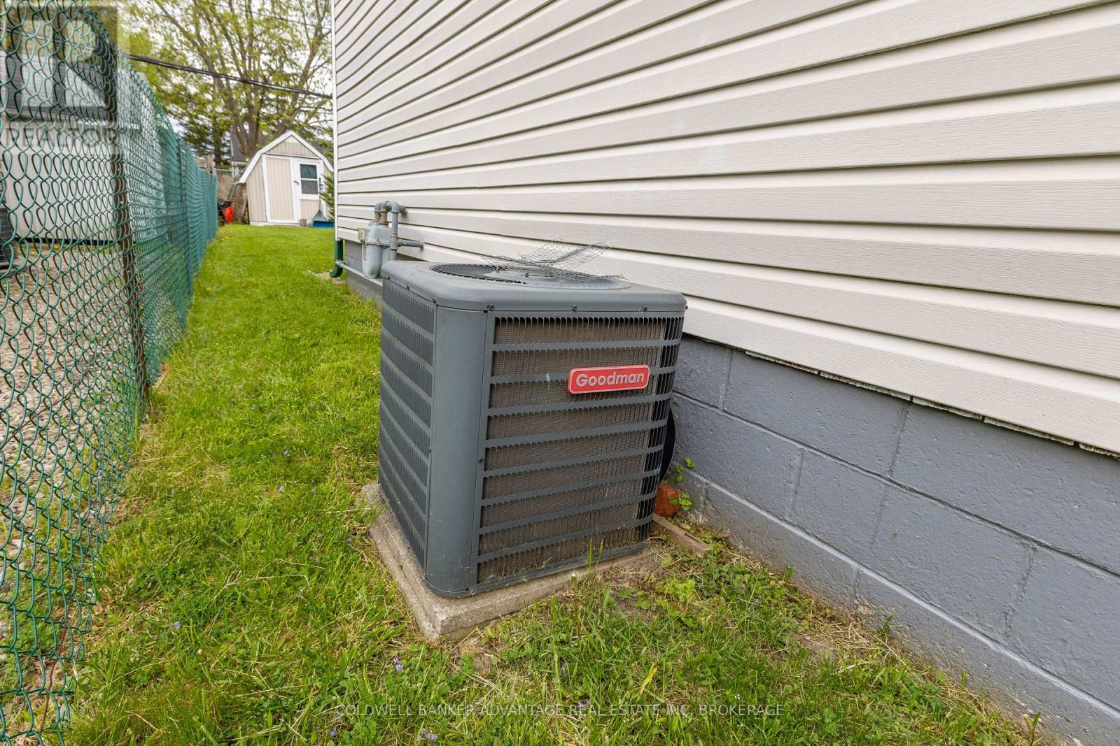110 Roosevelt Avenue, Welland, Ontario  L3B 2G4 - Photo 21 - X12161524