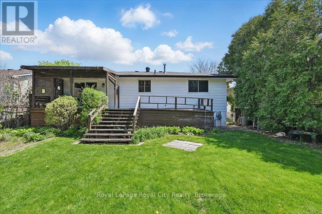 701 Castleguard Crescent, Burlington, Ontario  L7N 2W7 - Photo 43 - W12161495