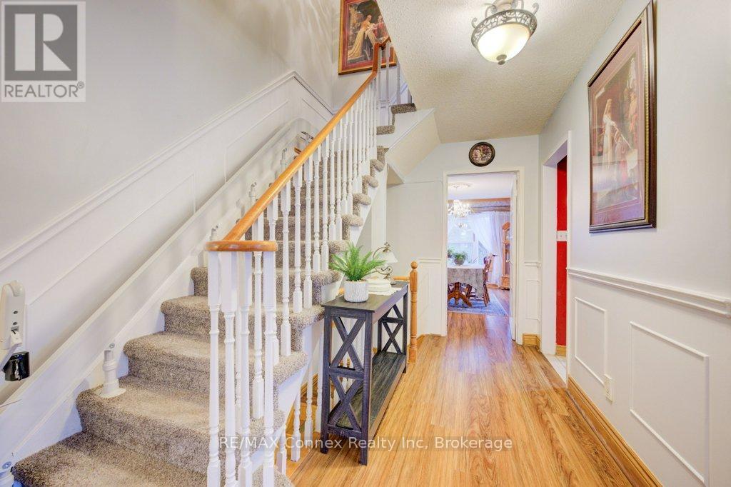 59 Rosebud Avenue, Brampton, Ontario  L6X 2W4 - Photo 4 - W12161487