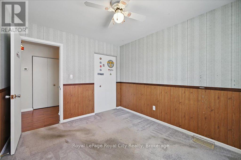 701 Castleguard Crescent, Burlington, Ontario  L7N 2W7 - Photo 28 - W12161495