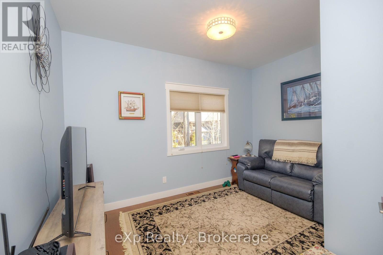 94 Birch Street, South Bruce Peninsula, Ontario  N0H 2G0 - Photo 21 - X12110263