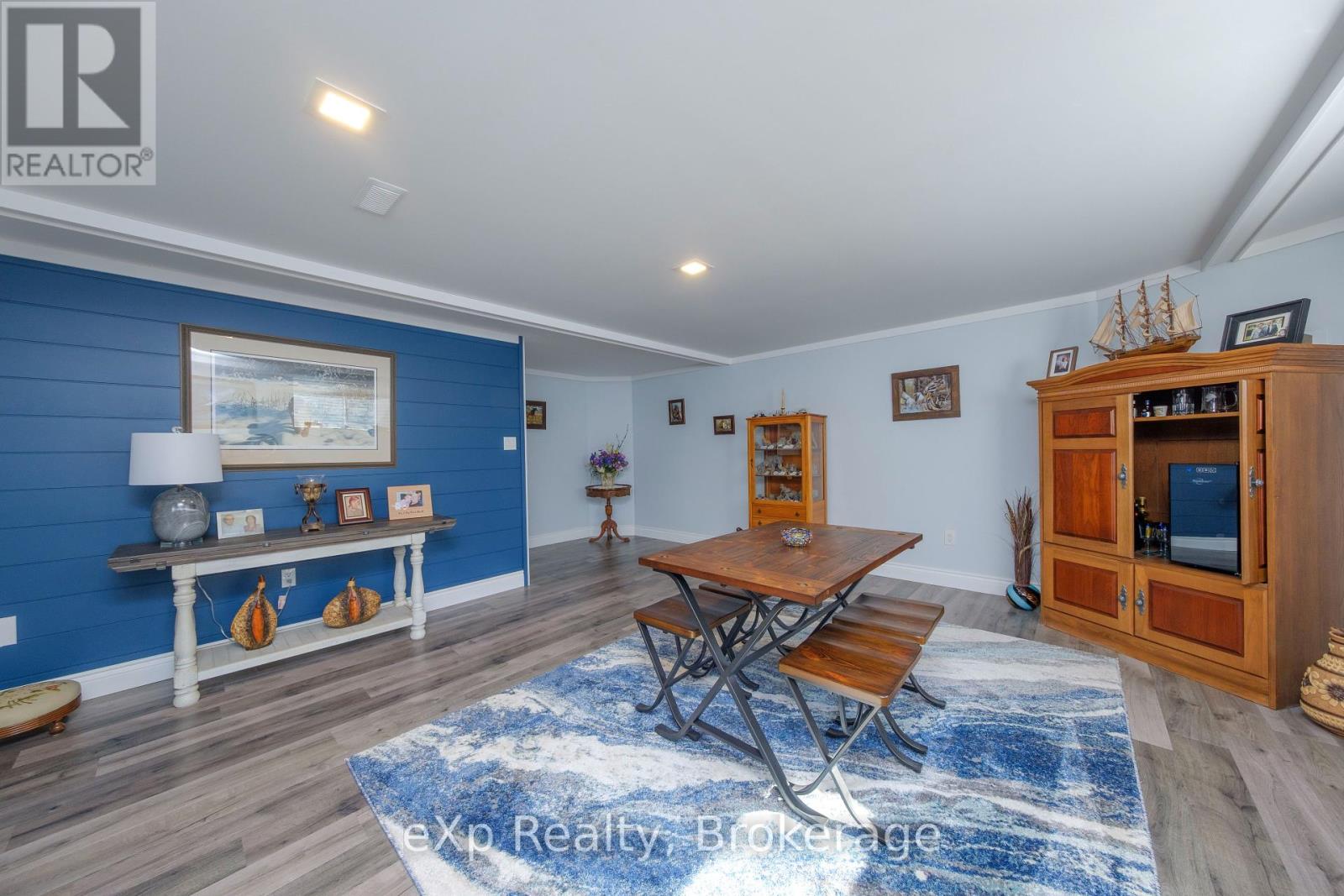 94 Birch Street, South Bruce Peninsula, Ontario  N0H 2G0 - Photo 25 - X12110263