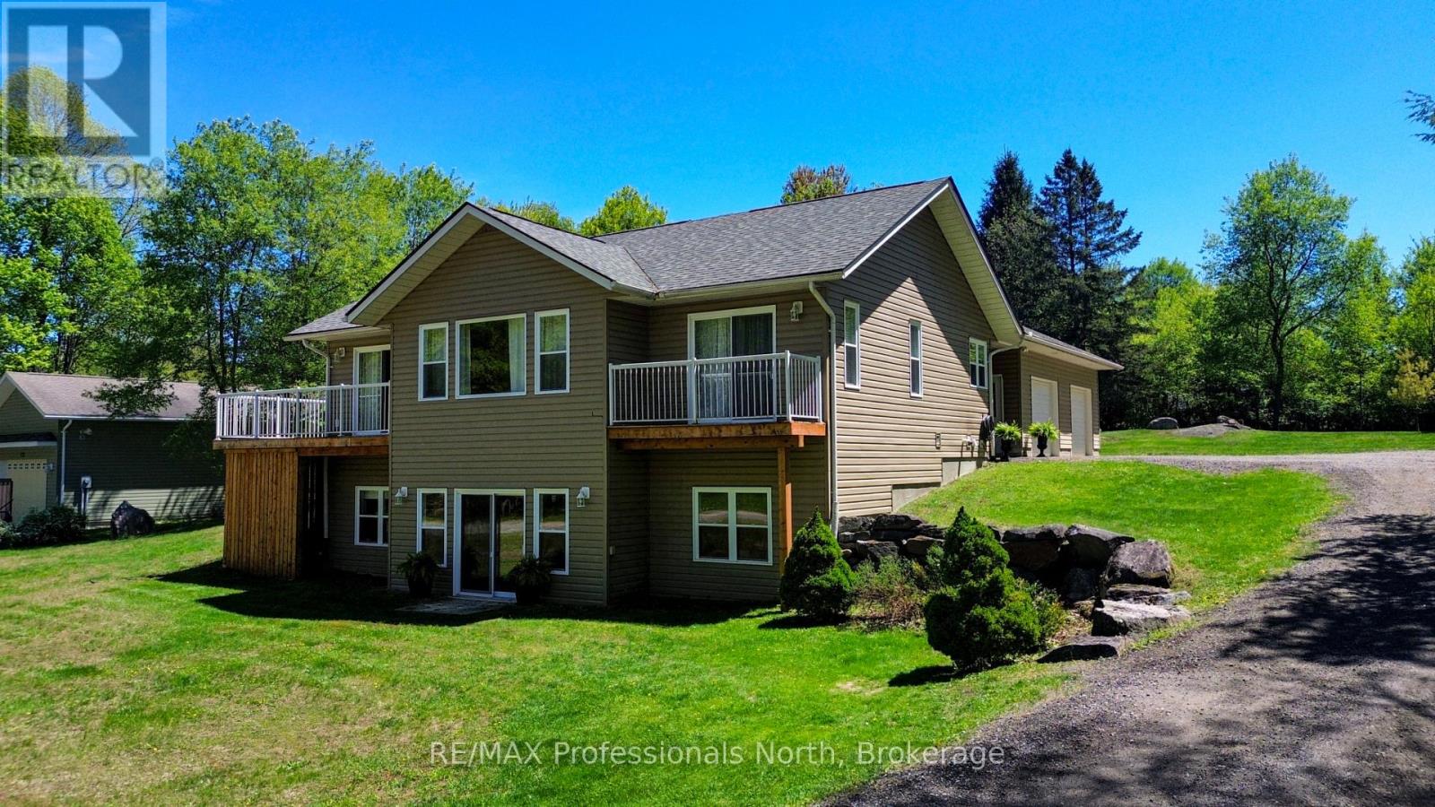 47 Farmcrest Avenue, Dysart Et Al, Ontario  K0M 1S0 - Photo 40 - X12161436