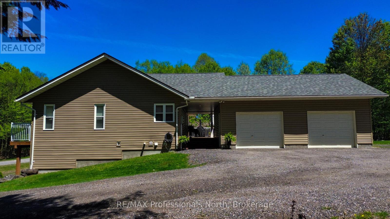 47 Farmcrest Avenue, Dysart Et Al, Ontario  K0M 1S0 - Photo 41 - X12161436