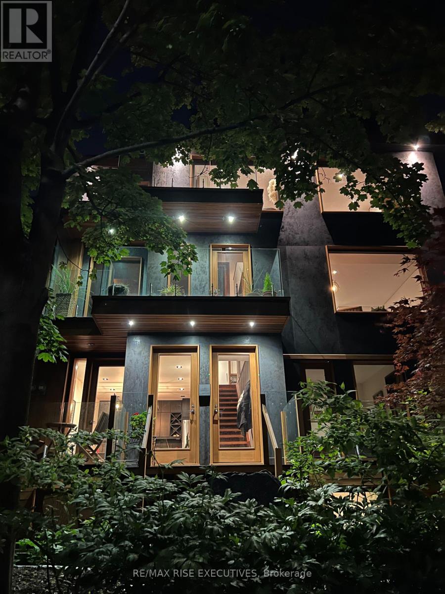 32 Regal Road, Toronto, Ontario  M6H 2J7 - Photo 47 - C12164758