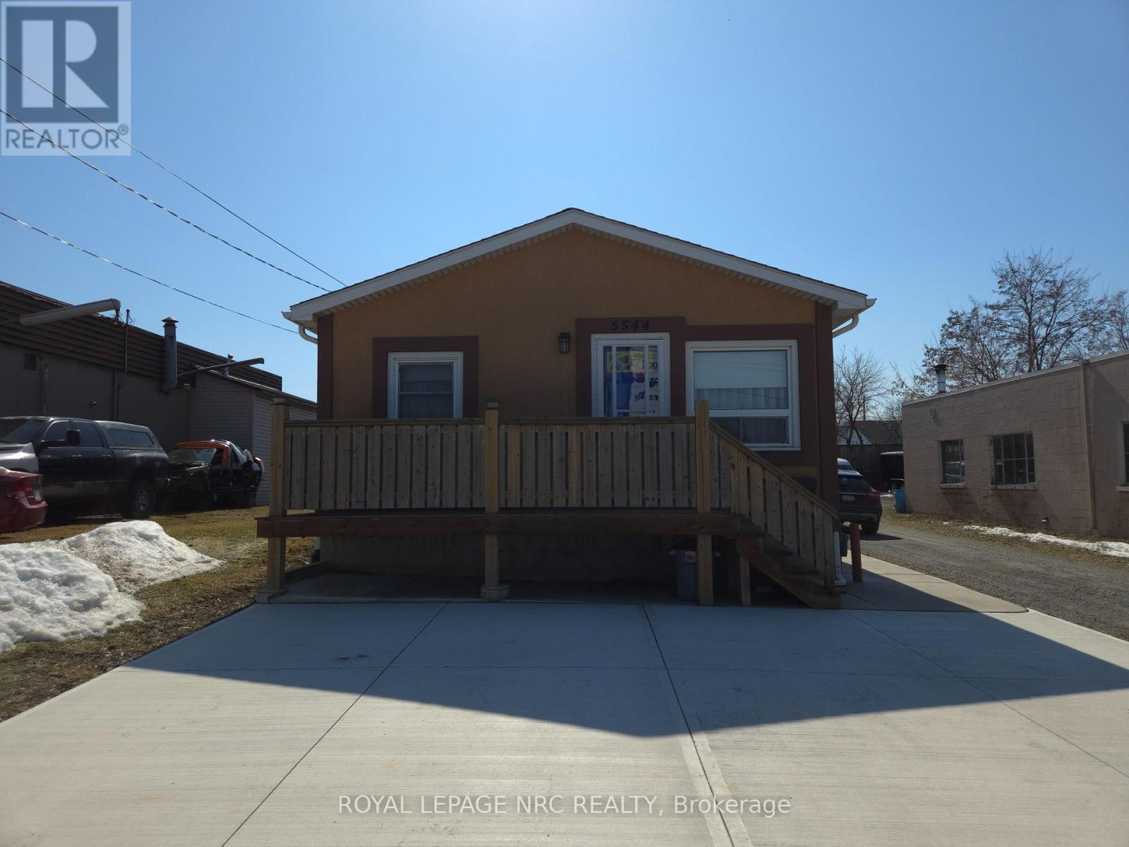 5544 GEORGE STREET, Niagara Falls, Ontario