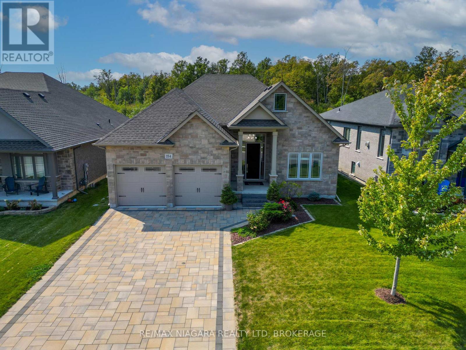 Property at 254 LANCASTER DRIVE image 1