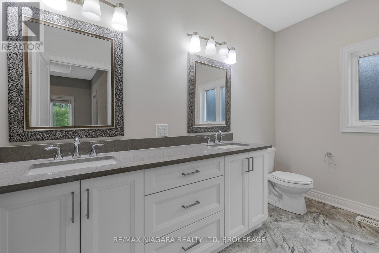 254 Lancaster Drive, Port Colborne (Sugarloaf), Ontario  L3K 0A8 - Photo 32 - X12164702