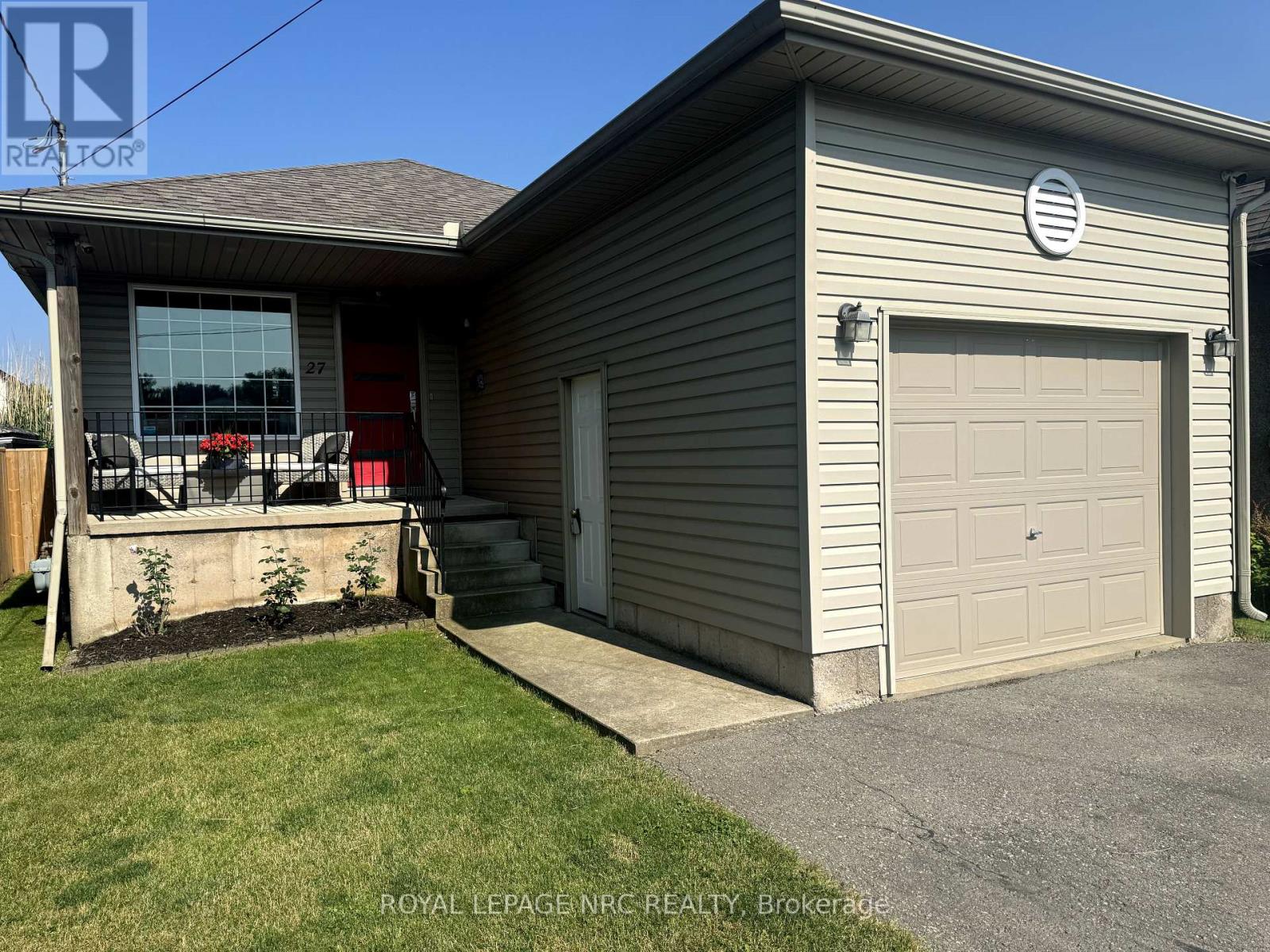 27 DEERE STREET, welland (lincoln/crowland), Ontario