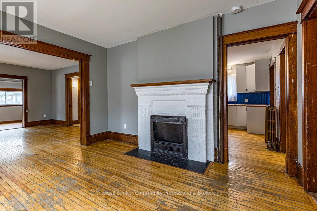 23 Avenue Place, Welland, Ontario  L3B 4B2 - Photo 13 - X12164718