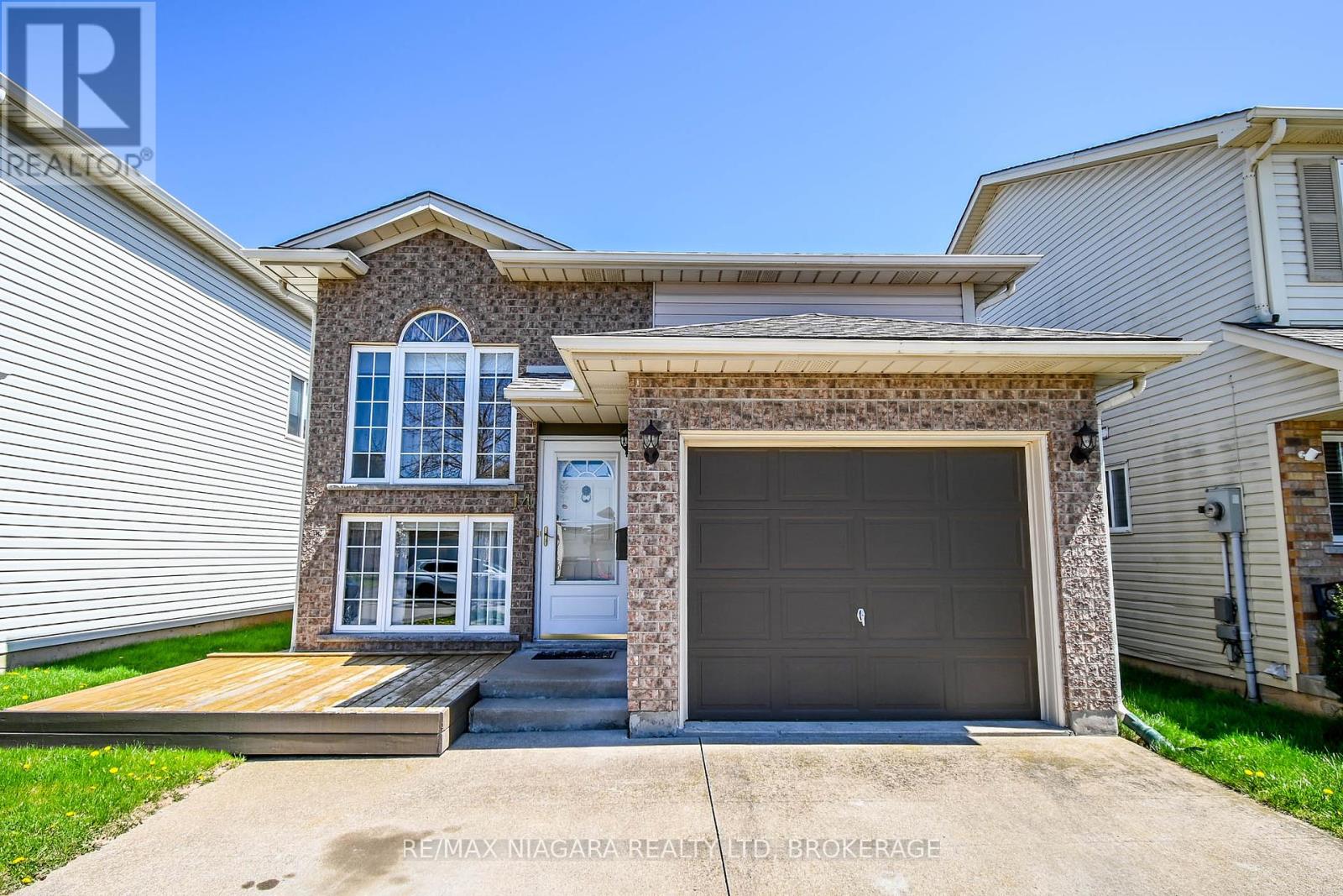 Property at 14 JENNIFER CRESCENT image 1