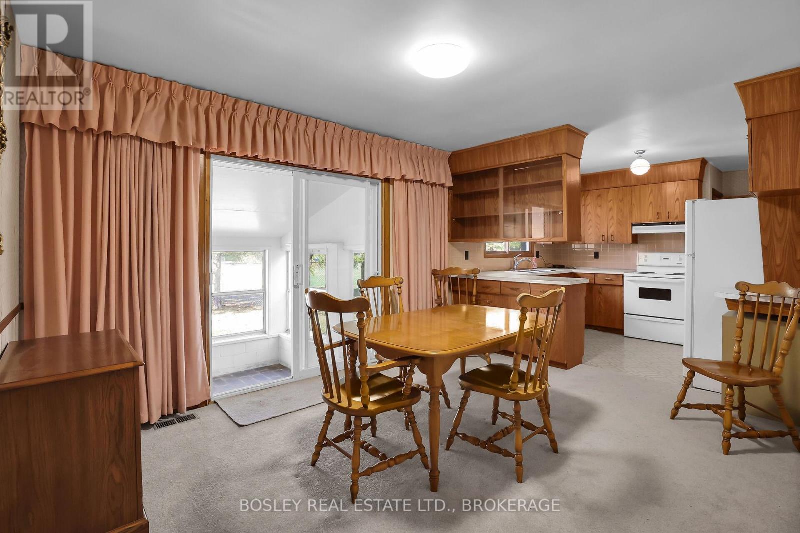 1320 Niagara Stone Road, Niagara-On-The-Lake, Ontario  L0S 1T0 - Photo 6 - X12164764