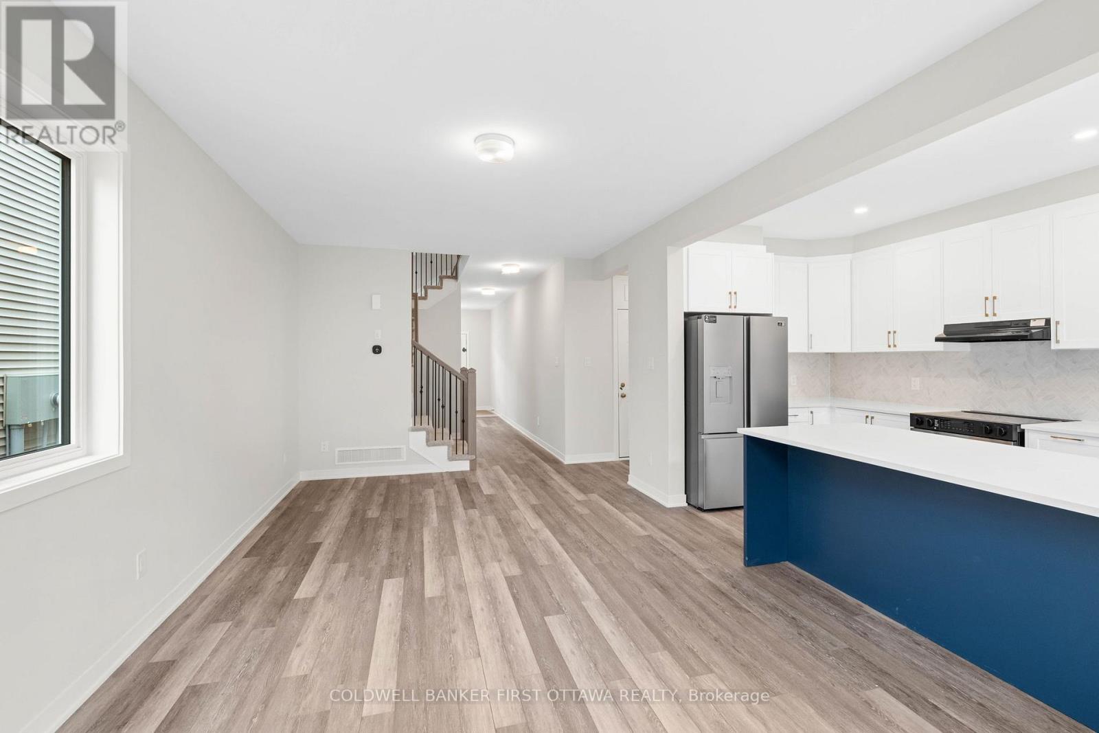 513 Brigatine Avenue, Ottawa, Ontario  K2S 0P9 - Photo 9 - X12084593