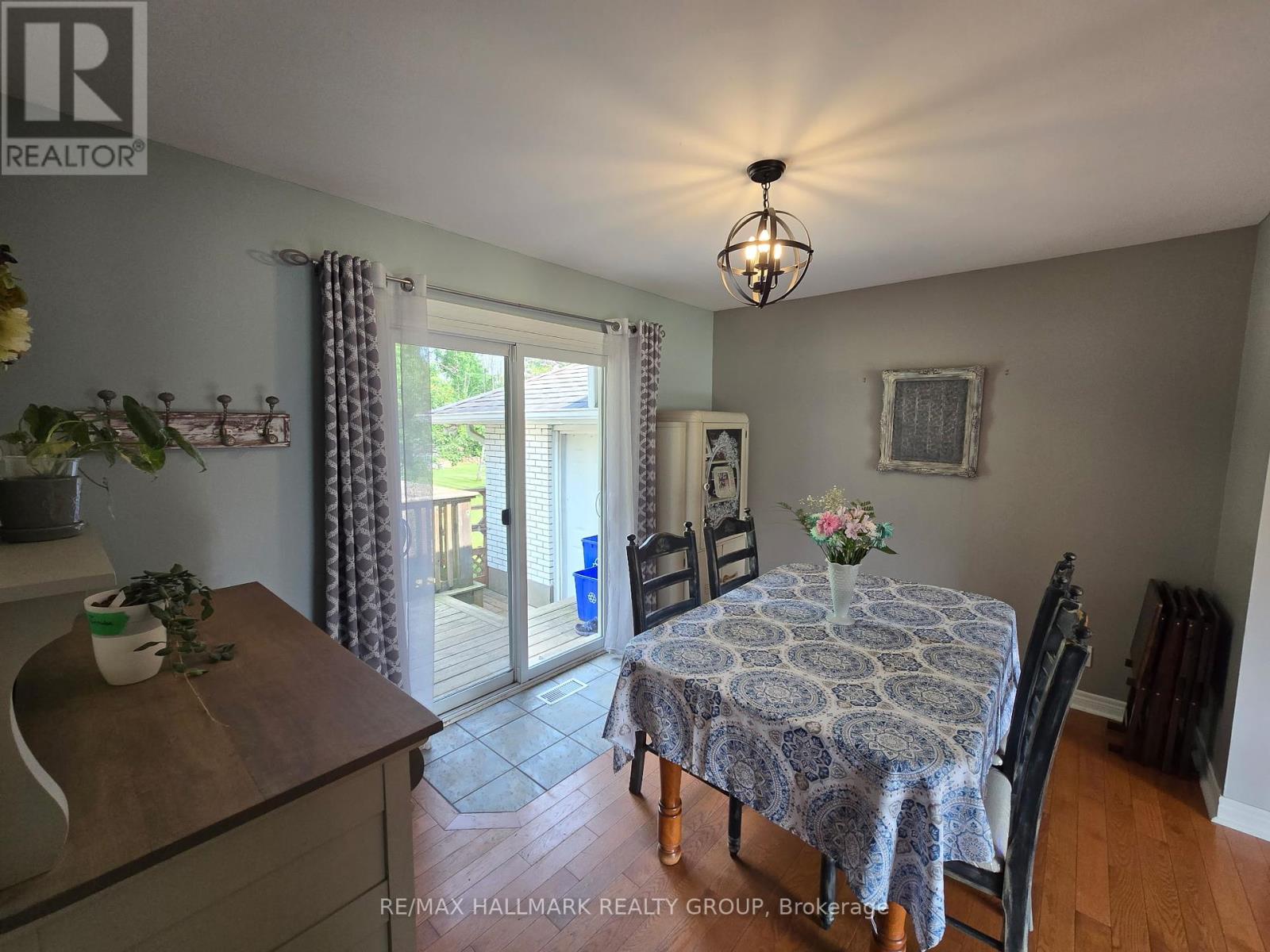 5437 Brinston Road, South Dundas, Ontario  K0E 1K0 - Photo 11 - X12153739