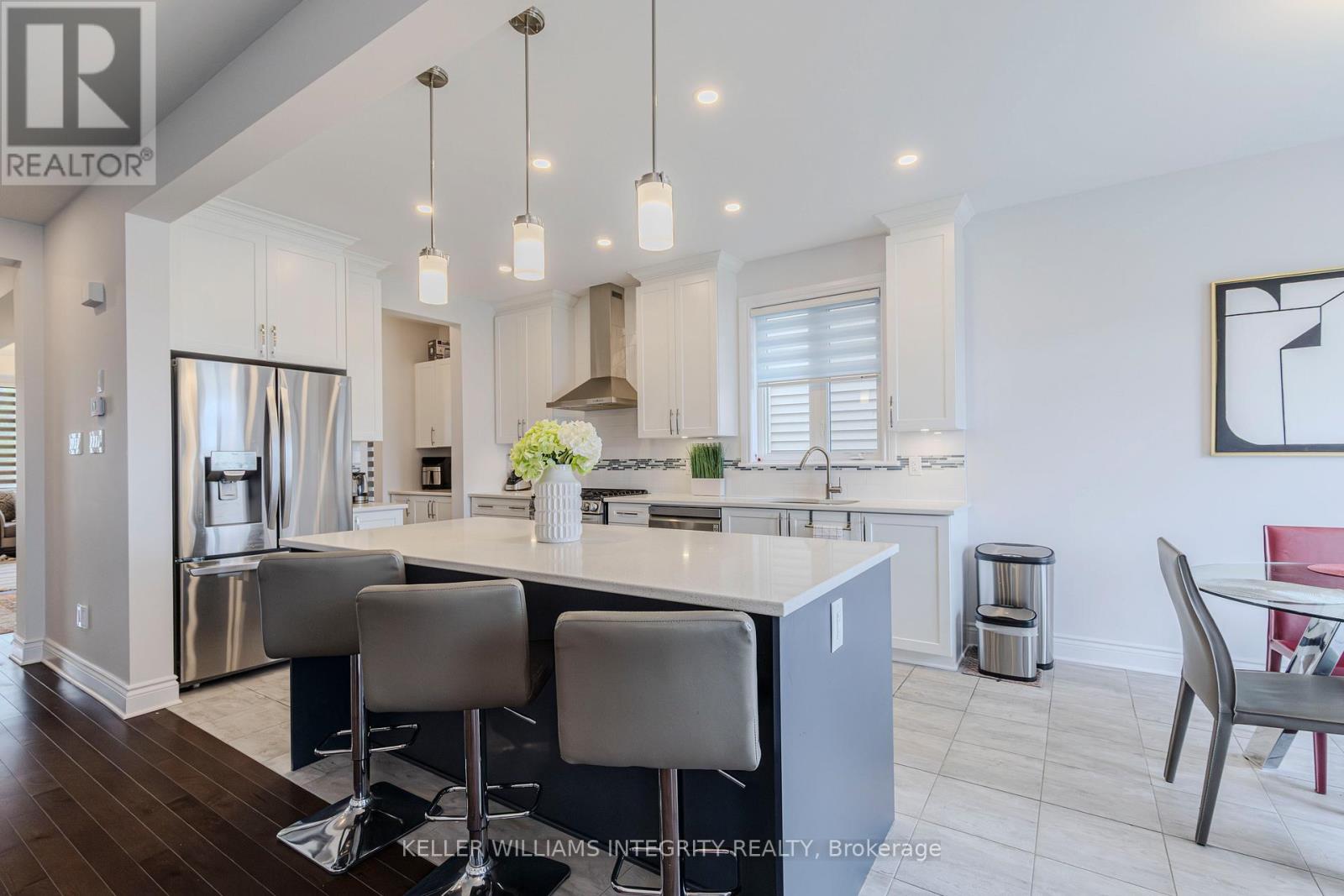 152 Finsbury Avenue, Ottawa, Ontario  K2S 2P5 - Photo 9 - X12161416