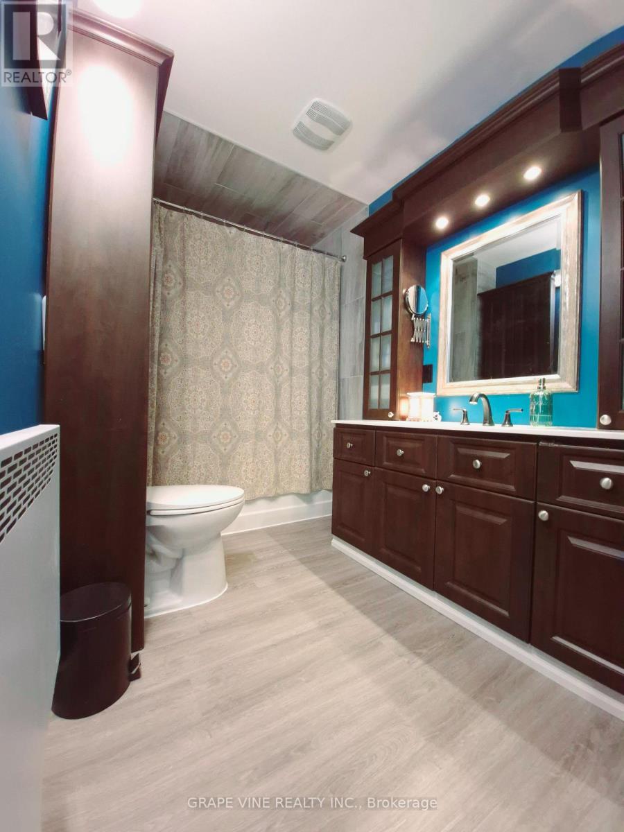 8942 Mitch Owens Road, Ottawa, Ontario  K0A 1V0 - Photo 6 - X12164693