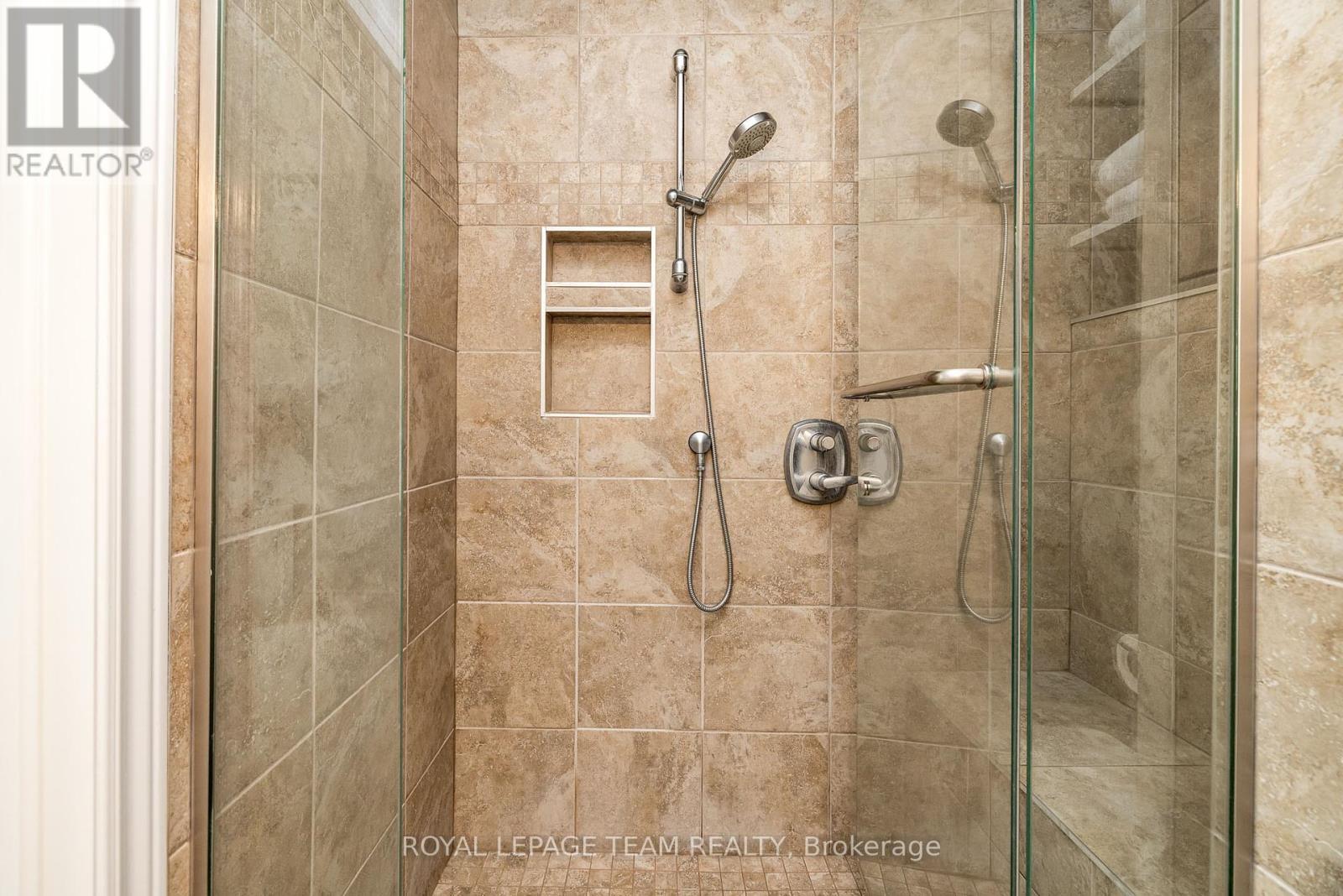 136 Kempten Court, North Grenville, Ontario  K0G 1J0 - Photo 22 - X12161522