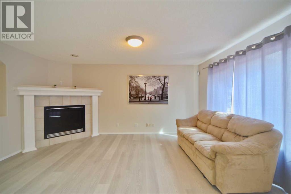 Property at 133 Panamount Court NW image 5