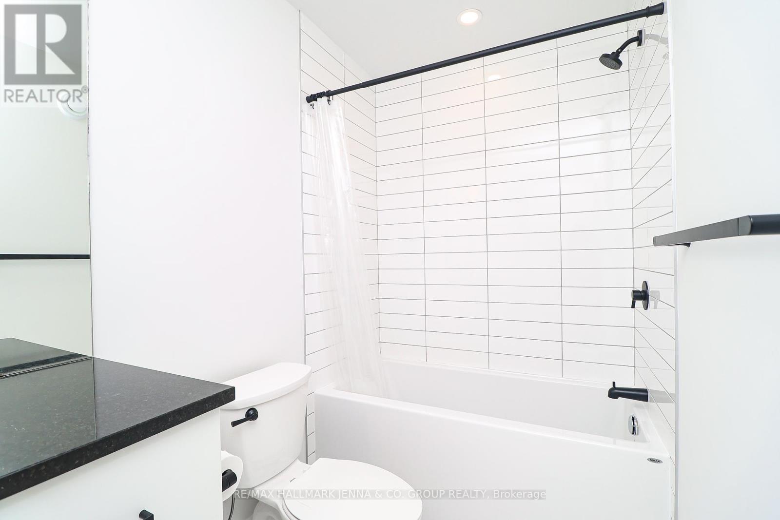 511 Pimiwidon Street, Ottawa, Ontario  K1K 5A1 - Photo 26 - X12164732