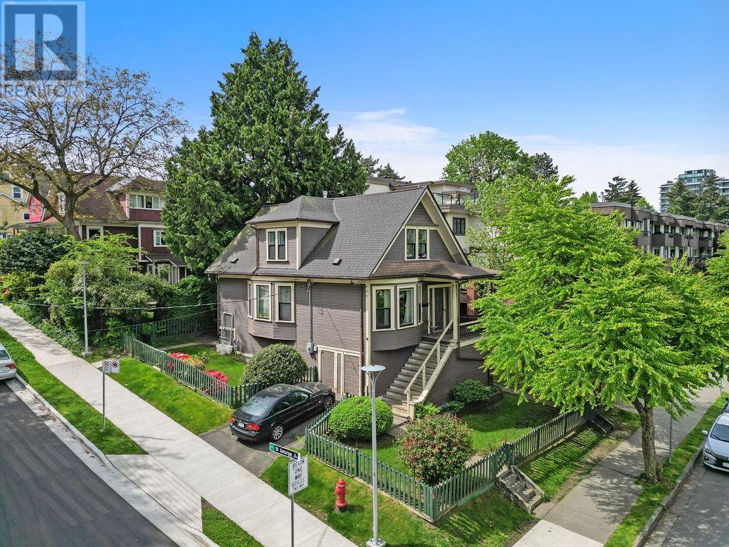498 E 5th Avenue, Vancouver, British Columbia  V5T 1H9 - Photo 1 - R3005533