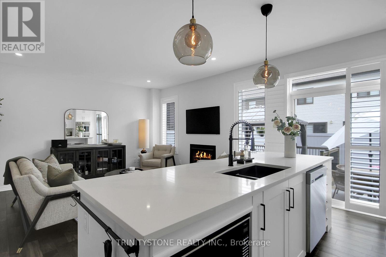 1003 Cottontail Walk, Ottawa, Ontario  K4A 5H6 - Photo 11 - X12164726