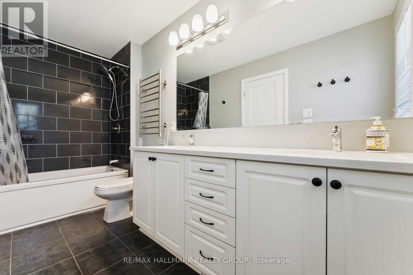 731 Sebastian Street, Ottawa, Ontario  K4A 5L1 - Photo 24 - X12164755