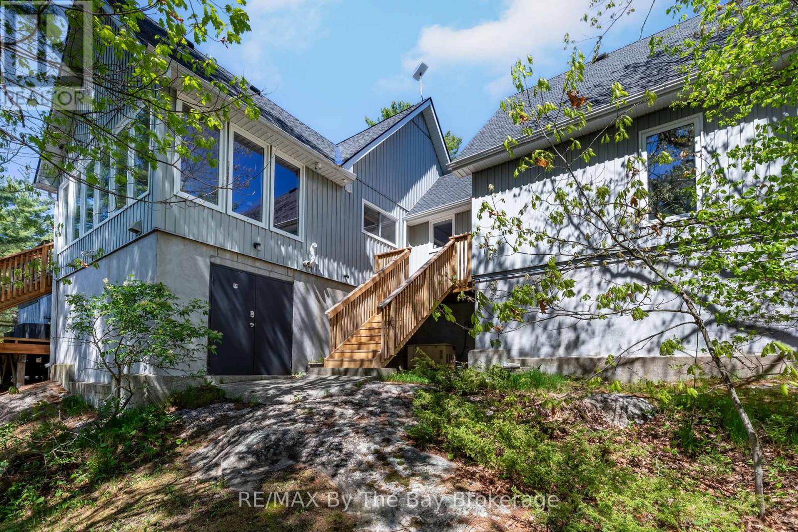261 Kim T Lane, Georgian Bay, Ontario  L0K 1S0 - Photo 33 - X12164738