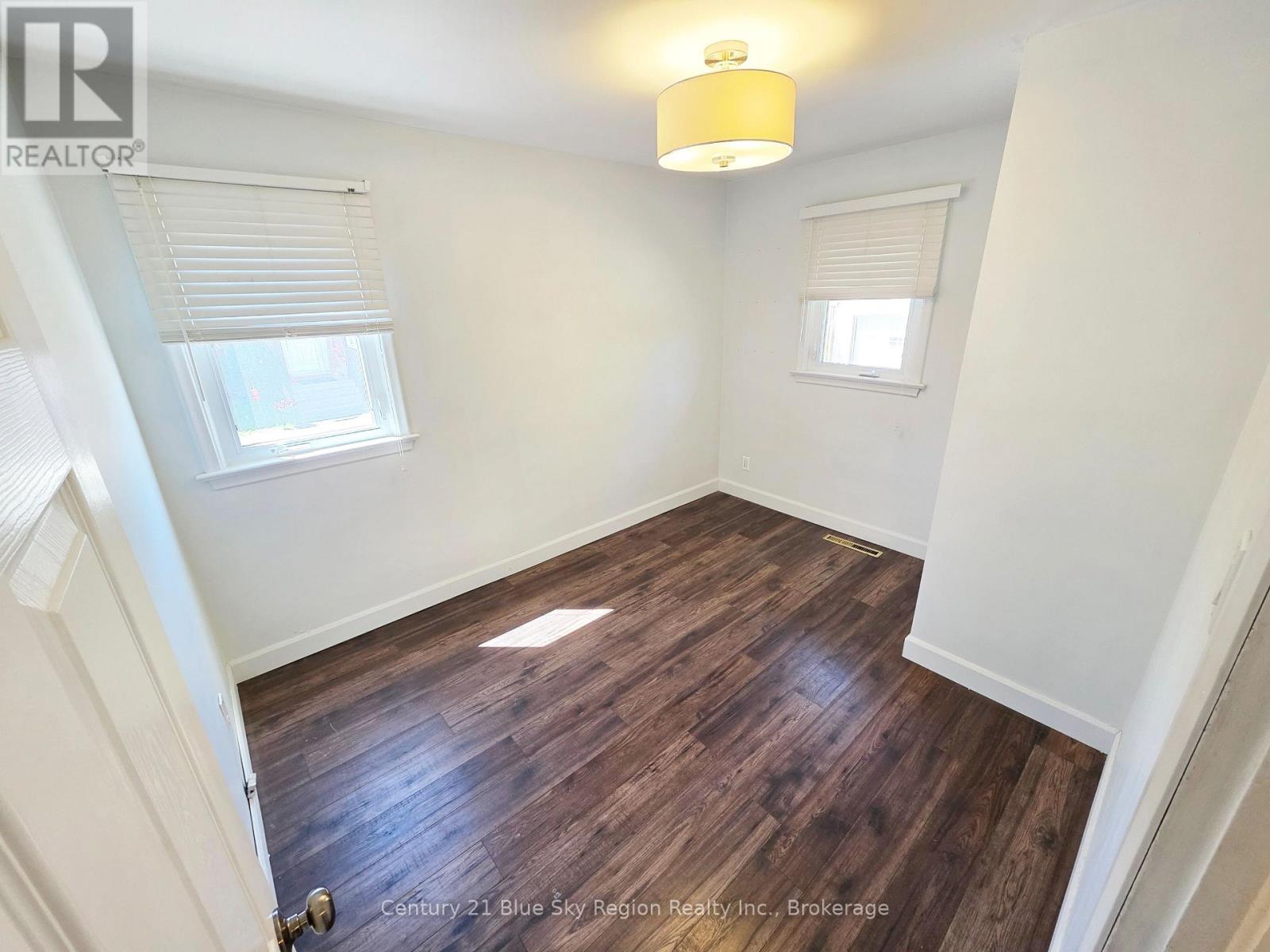 125 Larocque Road, North Bay, Ontario  P1B 8G3 - Photo 25 - X12161470