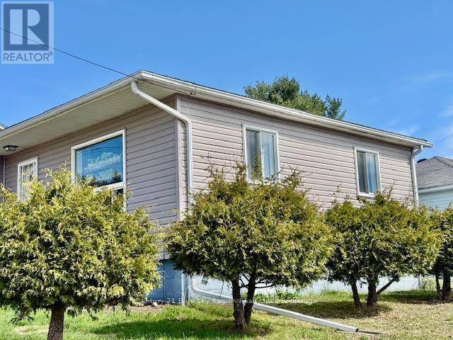311 Seventh Street, Mattawa, Ontario  P0H 1V0 - Photo 1 - X12164709