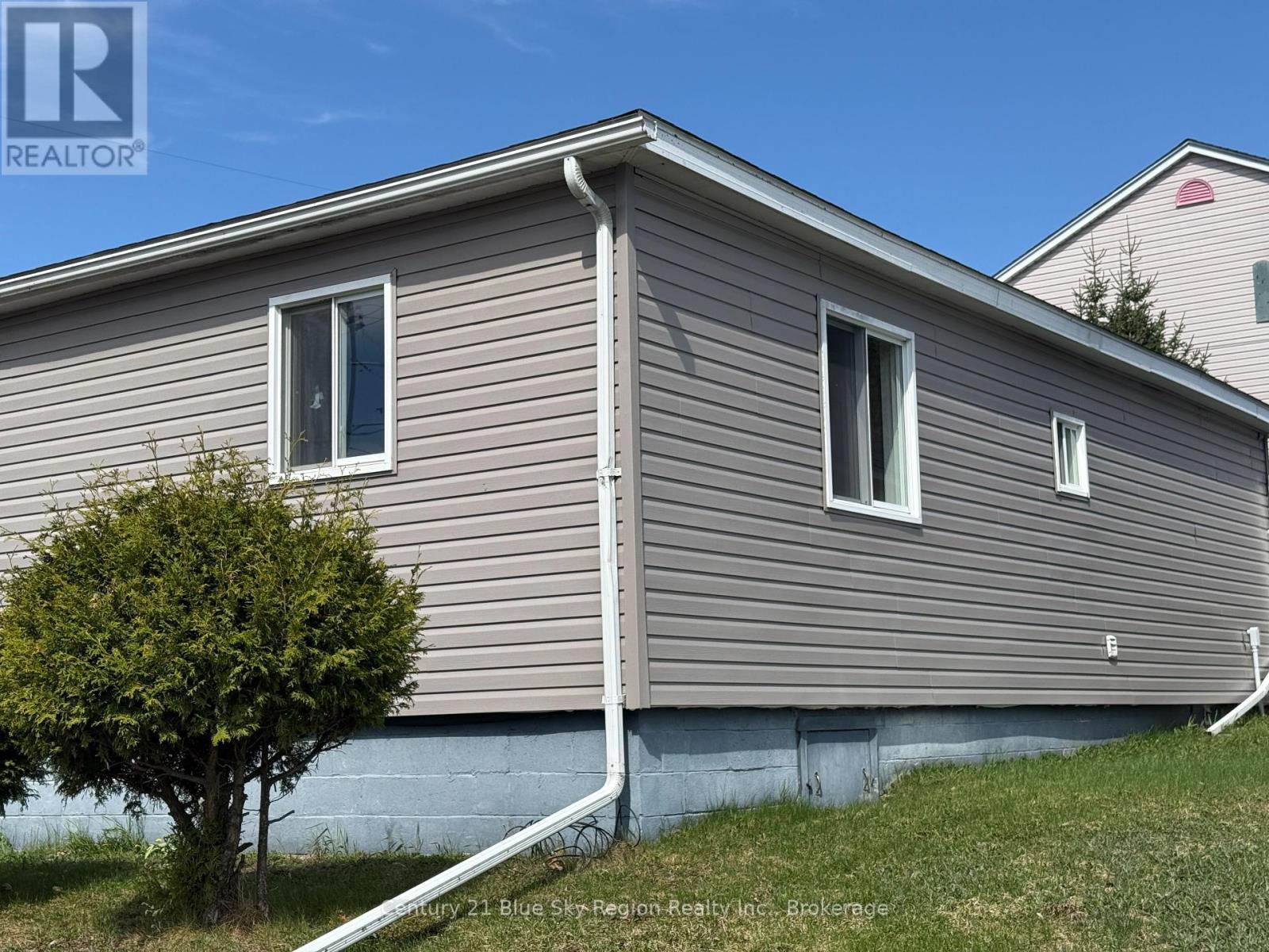 311 Seventh Street, Mattawa, Ontario  P0H 1V0 - Photo 4 - X12164709