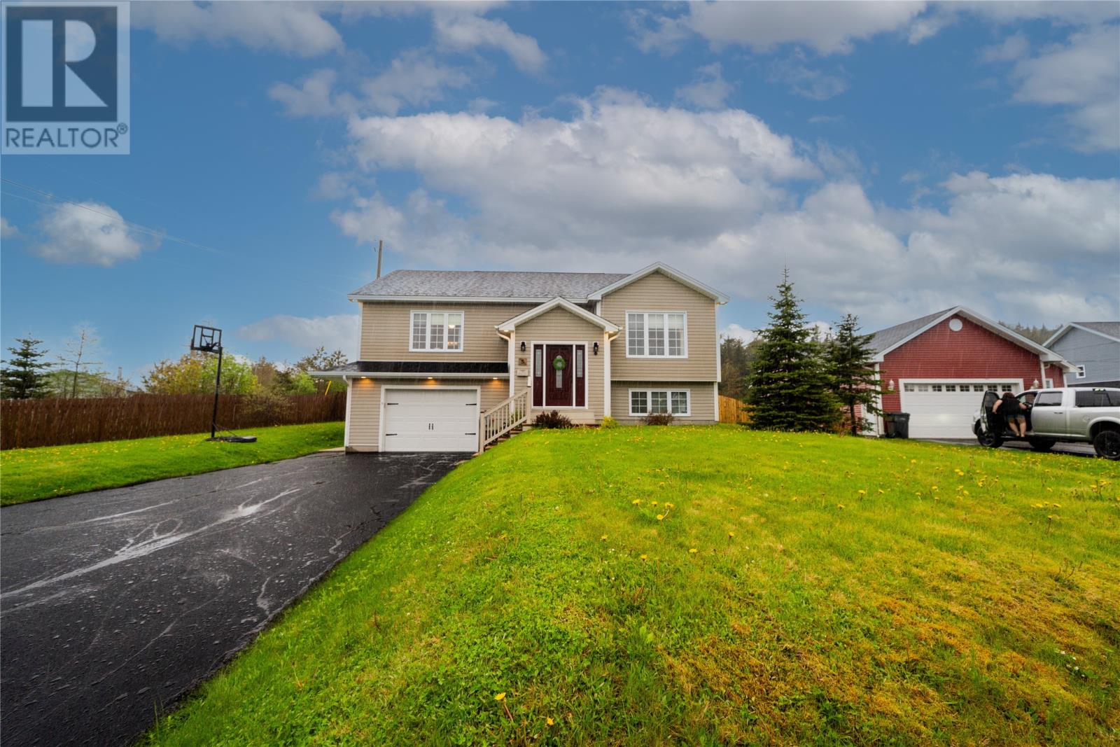 Property at 5 Camrose Drive image 1