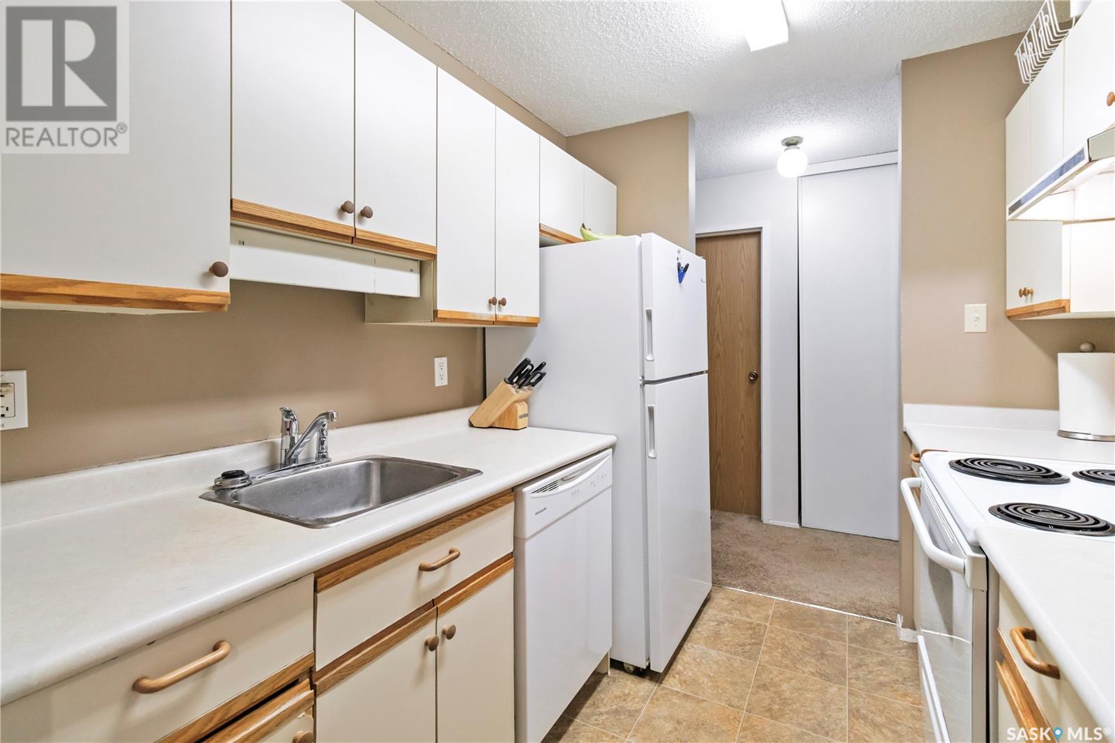 103 730a Heritage Lane, Saskatoon, Saskatchewan  S7H 5M6 - Photo 4 - SK006734