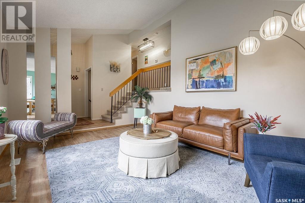 153 Stillwater Drive, Saskatoon, Saskatchewan  S7J 3N9 - Photo 4 - SK006704