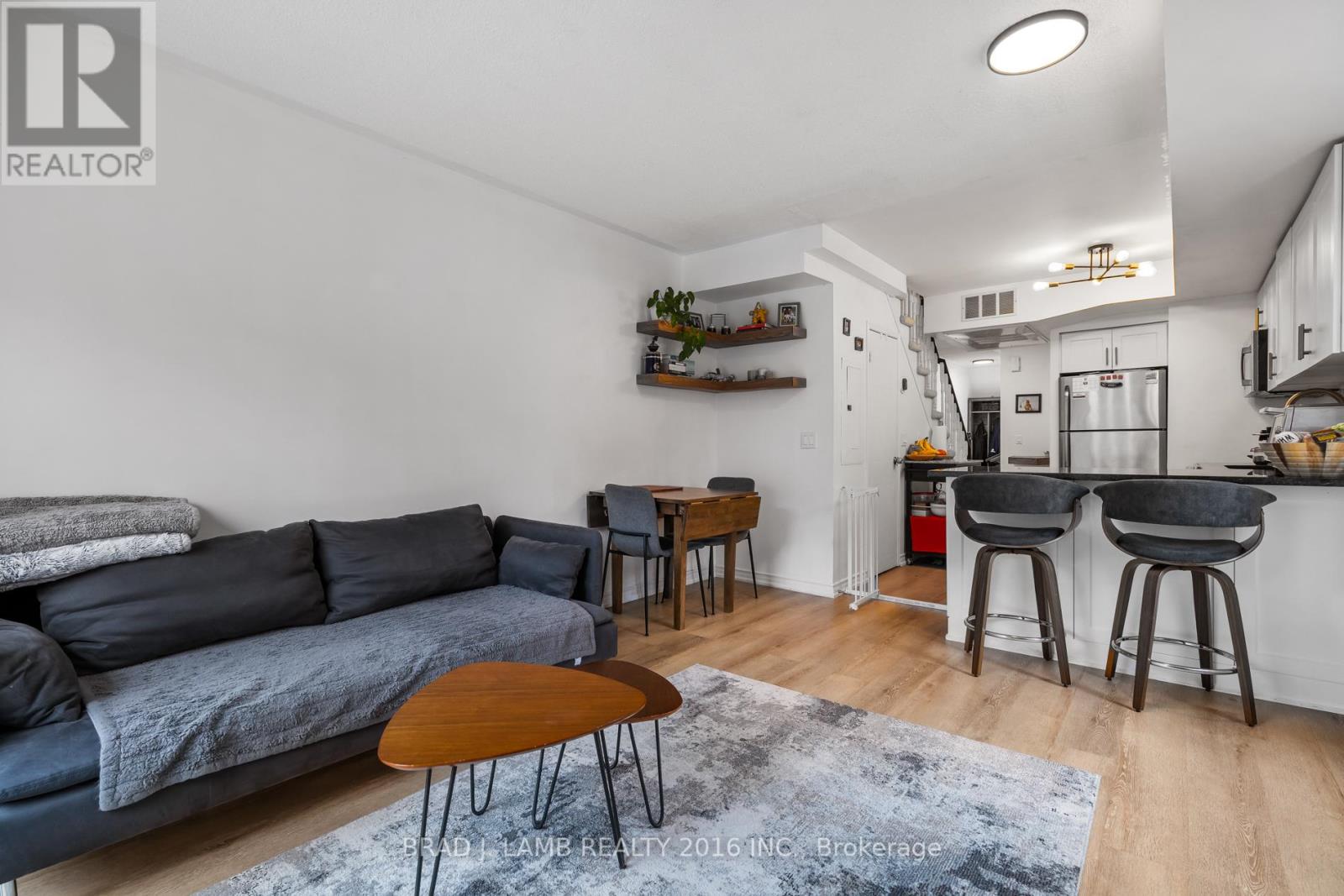 Th #114 - 262 St. Helens Avenue, Toronto, Ontario  M6H 4A4 - Photo 11 - C12110847