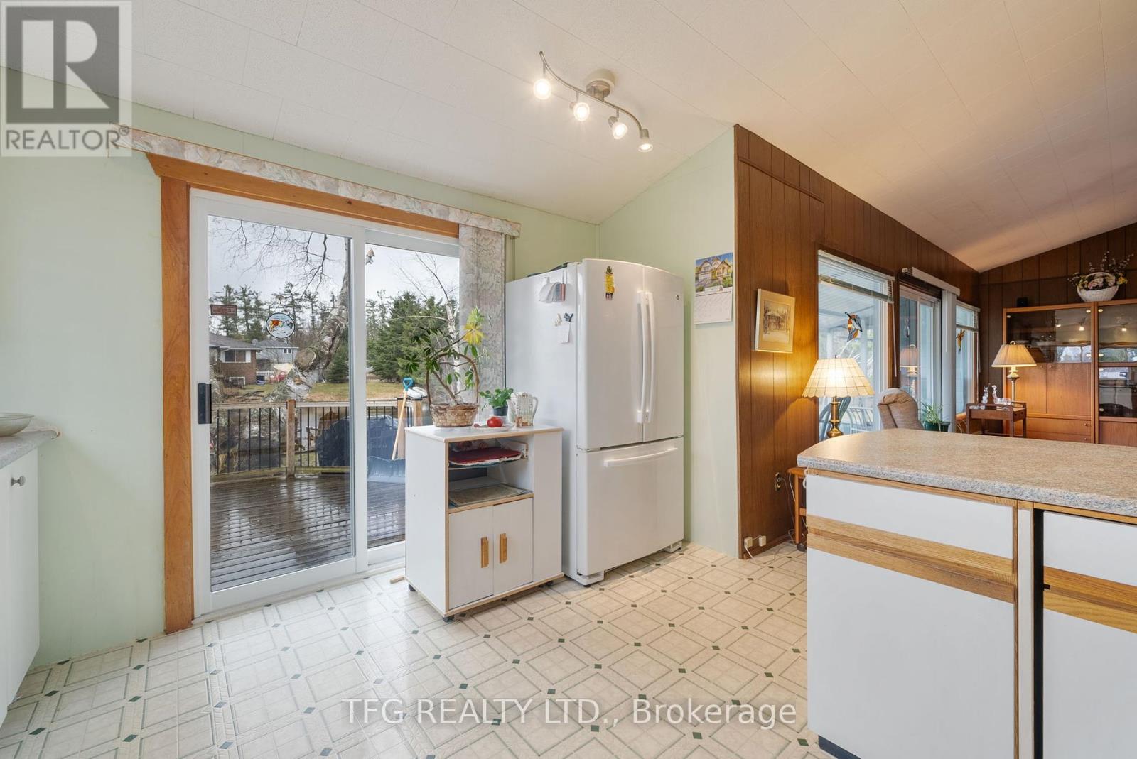 12 North Bayou Road, Kawartha Lakes, Ontario  K0M 1N0 - Photo 15 - X12100426