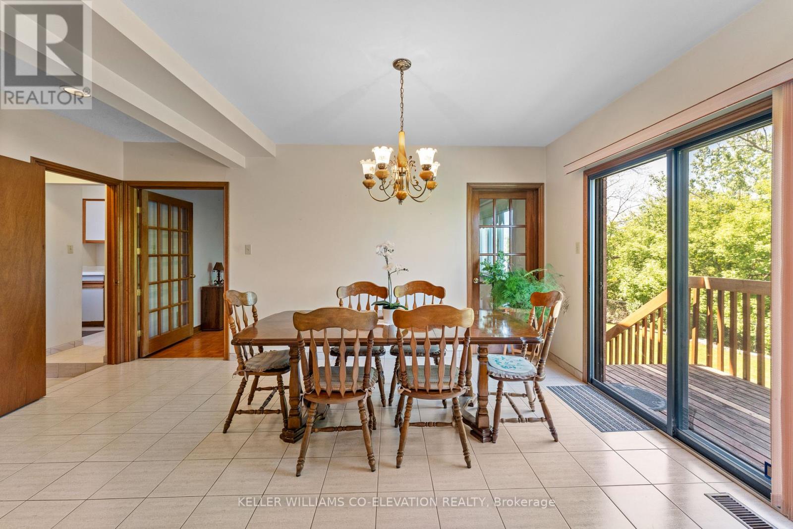 18 Norris Place, Toronto, Ontario  M9M 1K6 - Photo 17 - W12161244