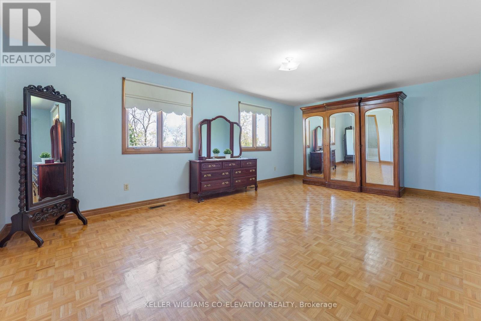18 Norris Place, Toronto, Ontario  M9M 1K6 - Photo 22 - W12161244
