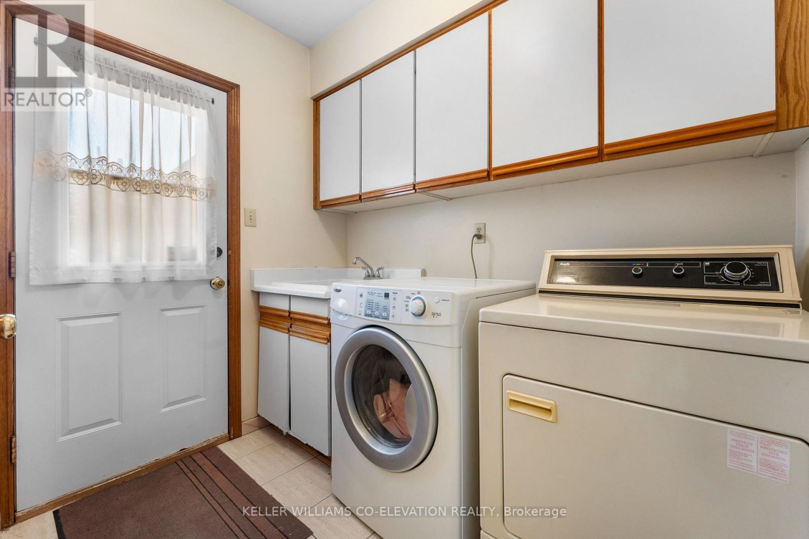 18 Norris Place, Toronto, Ontario  M9M 1K6 - Photo 39 - W12161244