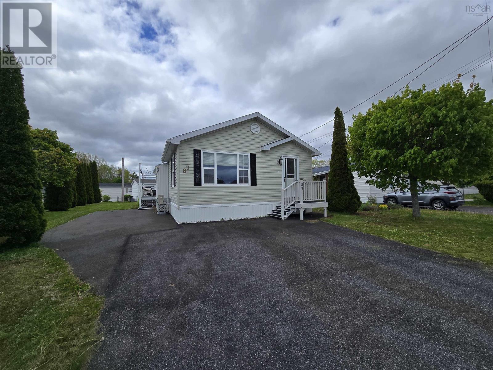 Property at 87 Haven Drive image 2