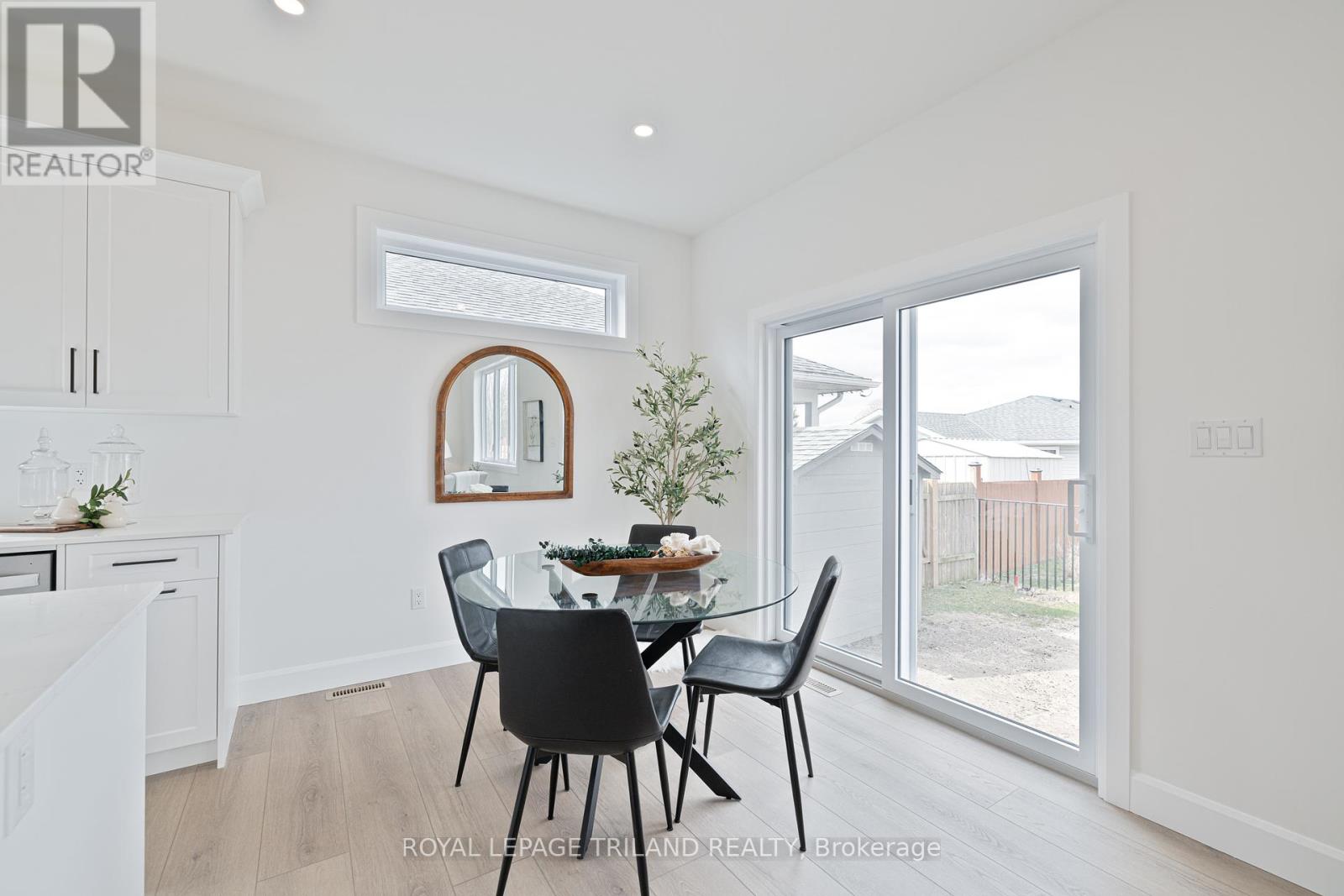 49 Rebecca Drive, Aylmer, Ontario  N5H 0A1 - Photo 11 - X12164817