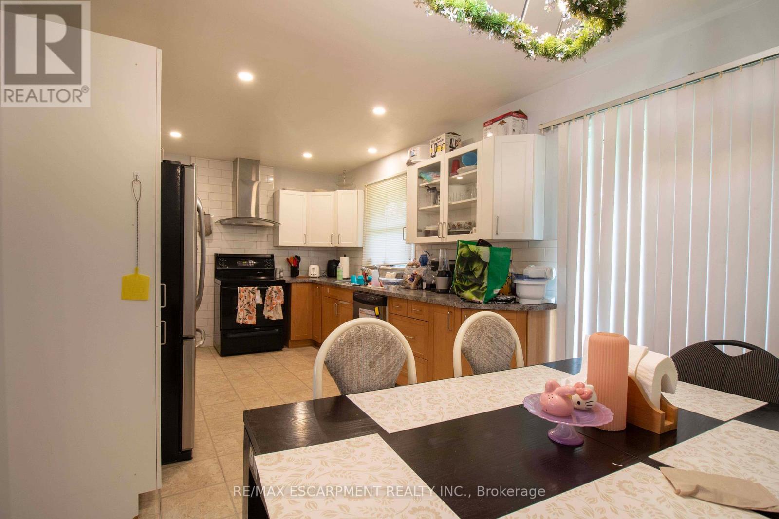 29 Masterson Avenue, St. Catharines, Ontario  L2T 3P2 - Photo 40 - X12140772