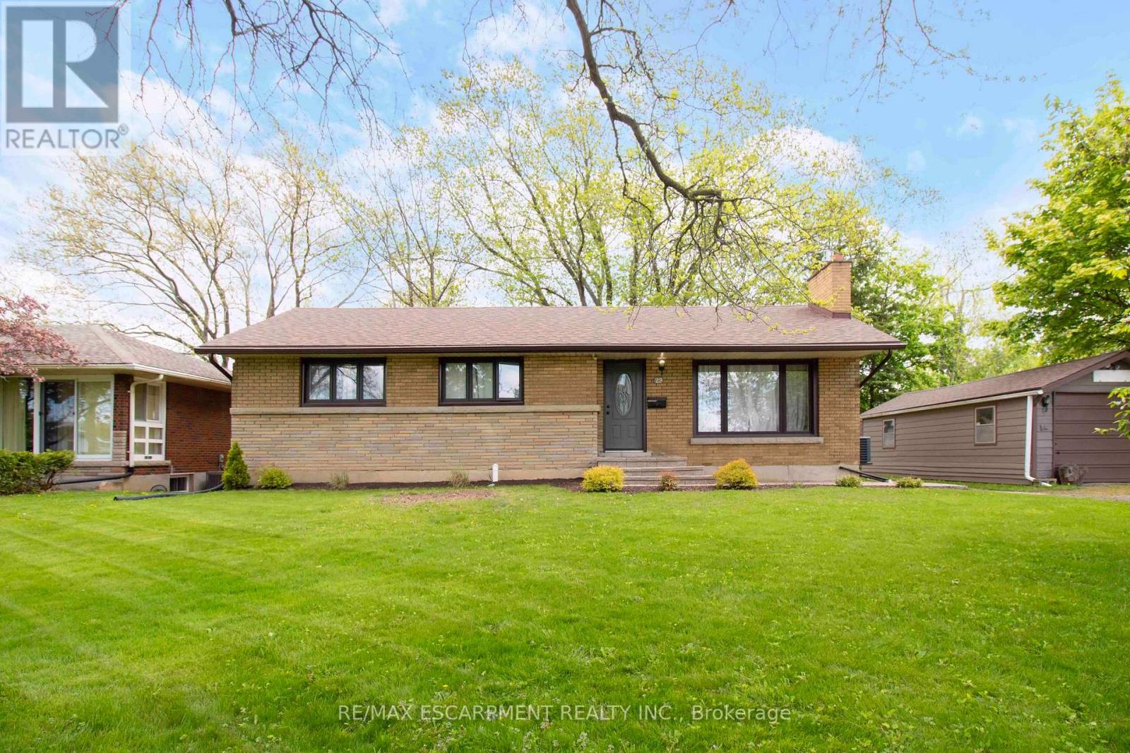 29 Masterson Avenue, St. Catharines, Ontario  L2T 3P2 - Photo 38 - X12140772